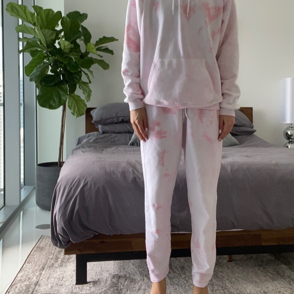 CUSTOM TIE DYE SWEATSUITS - Picture 4 of 4